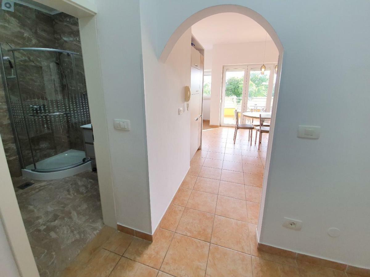 Lastovka Posesi Apartment เมดูลิน ภายนอก รูปภาพ