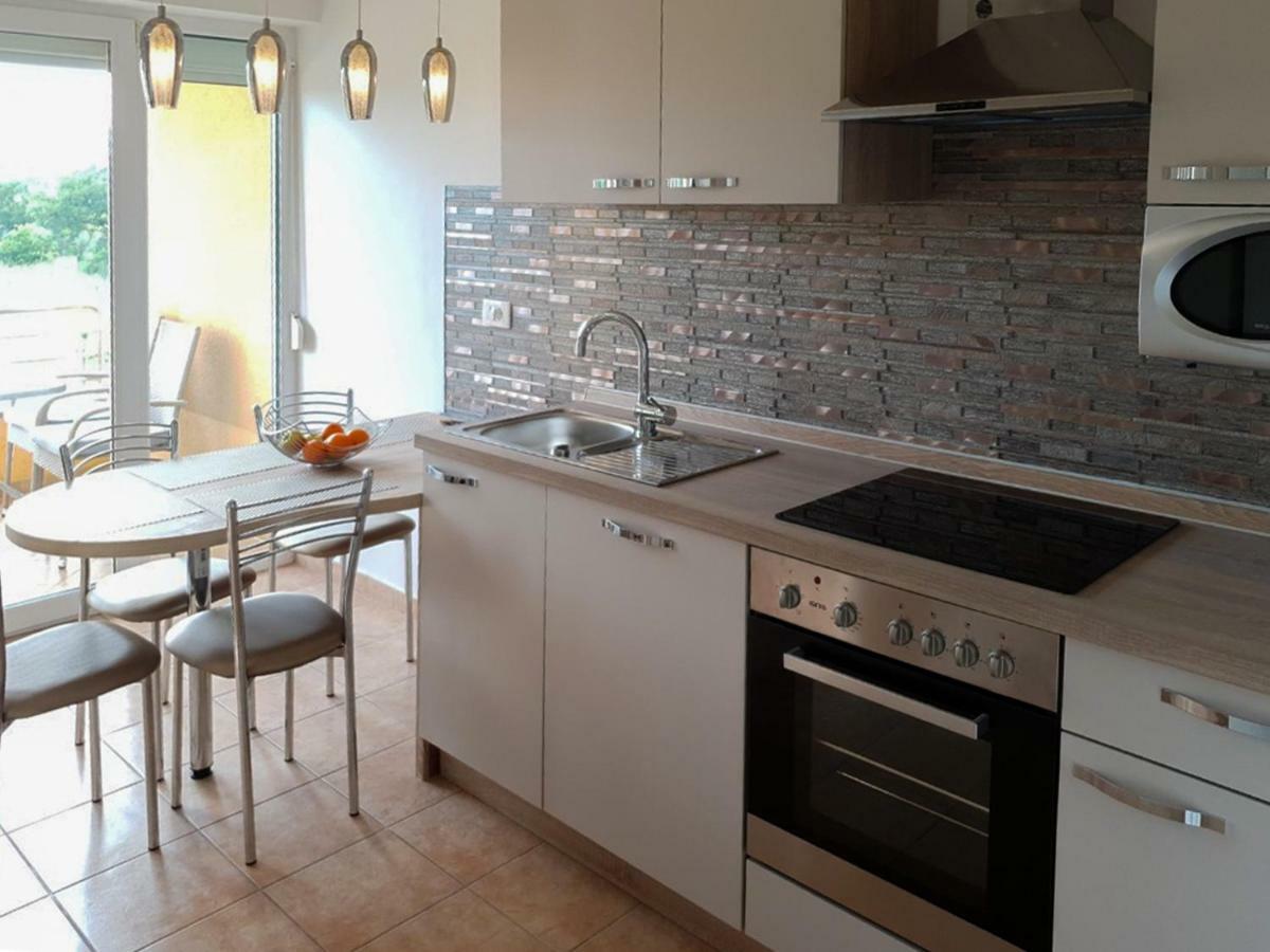 Lastovka Posesi Apartment เมดูลิน ภายนอก รูปภาพ